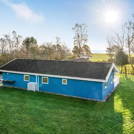 4 Bedroom Nice In